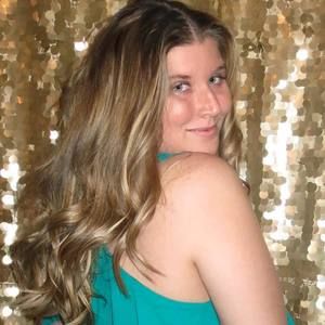 Meet your Posher, Caitlin